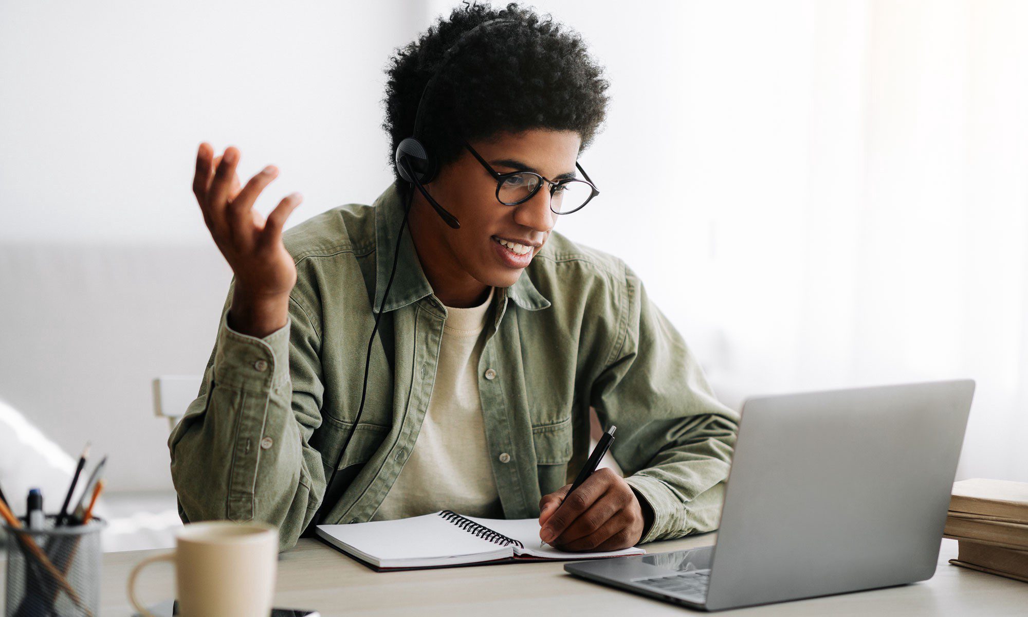 A new research center aims to address inequities in online learning in college